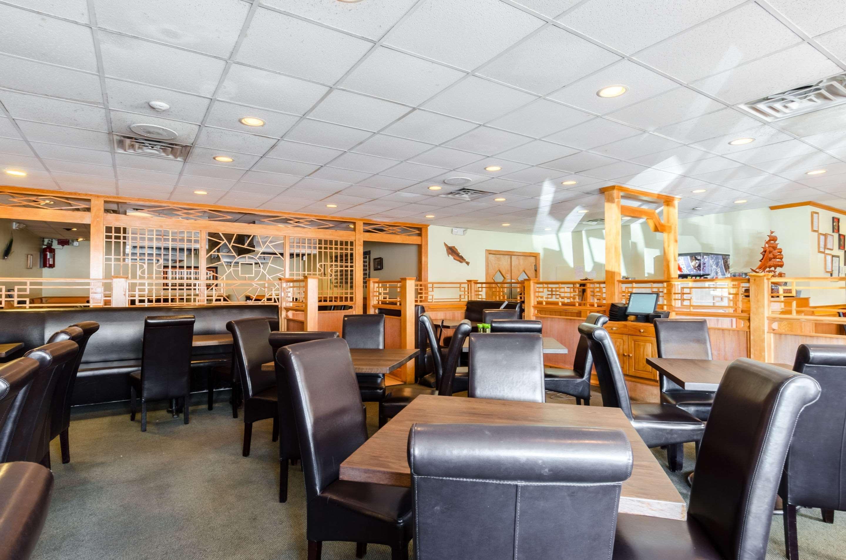 Quality Inn West Springfield Bagian luar foto